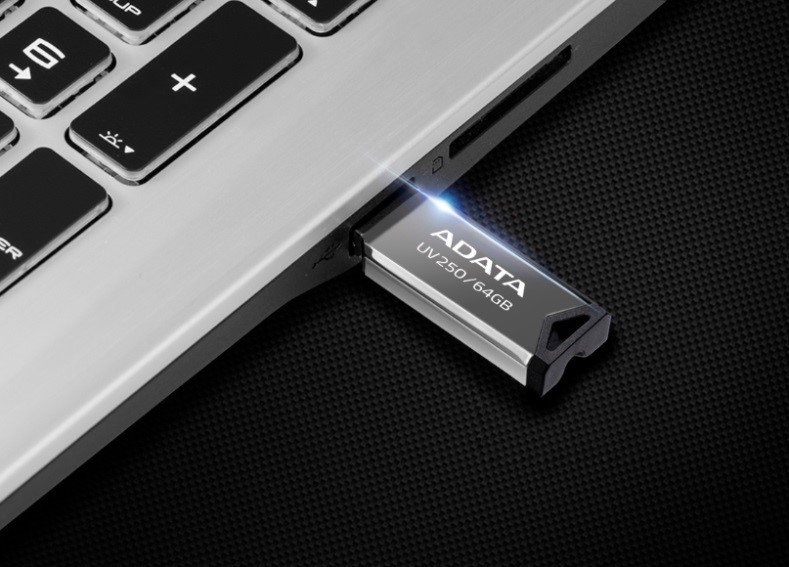 MEMORIA USB 64GB ADATA BLACK AUV250-64G-RBK